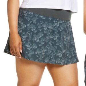 ✨3 for $20✨NWOT Zella Active Skort XL